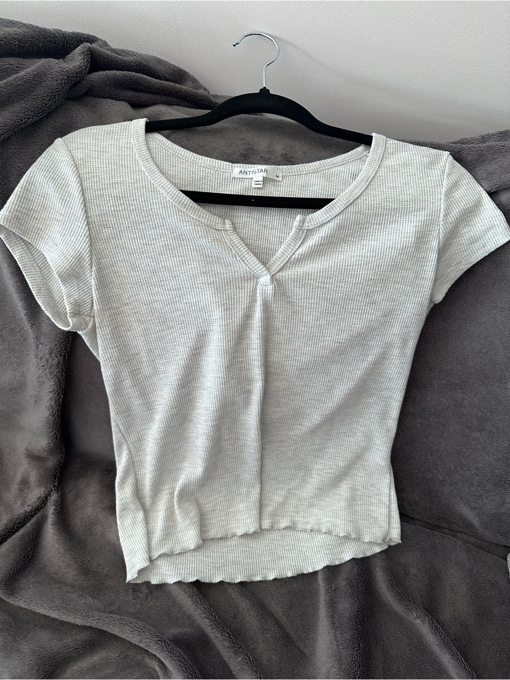 Light Gray Ribbed Short Sleeve Crop Top